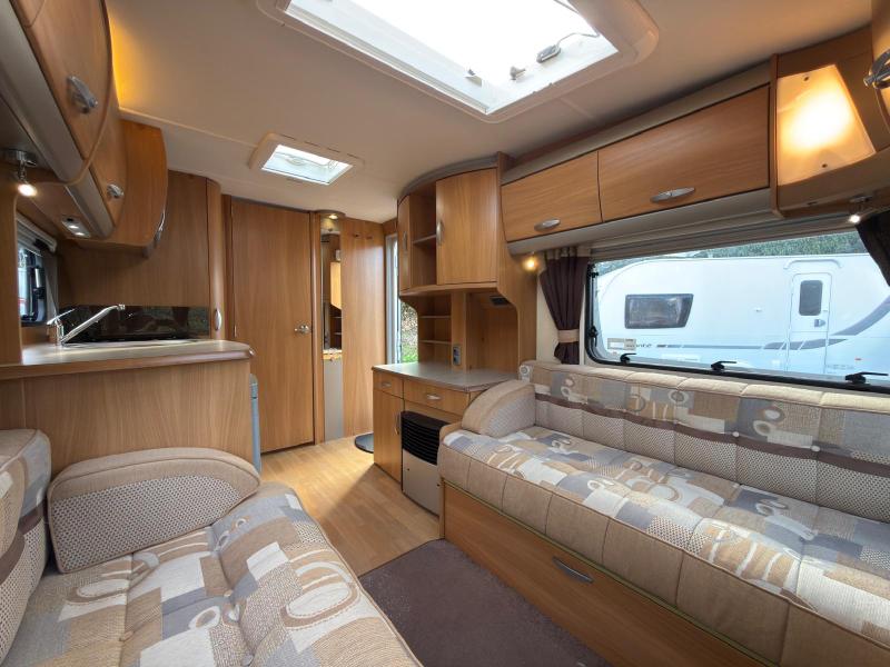 Swift Conqueror 480 - Image 3