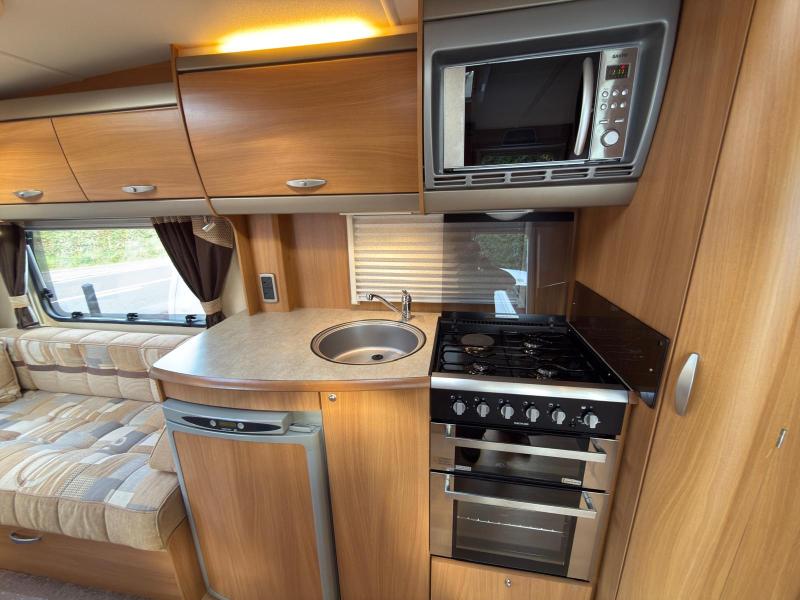 Swift Conqueror 480 - Image 7