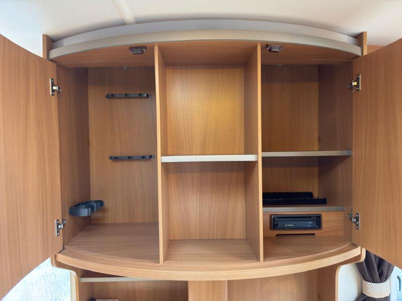Swift Conqueror 480 - Image 13