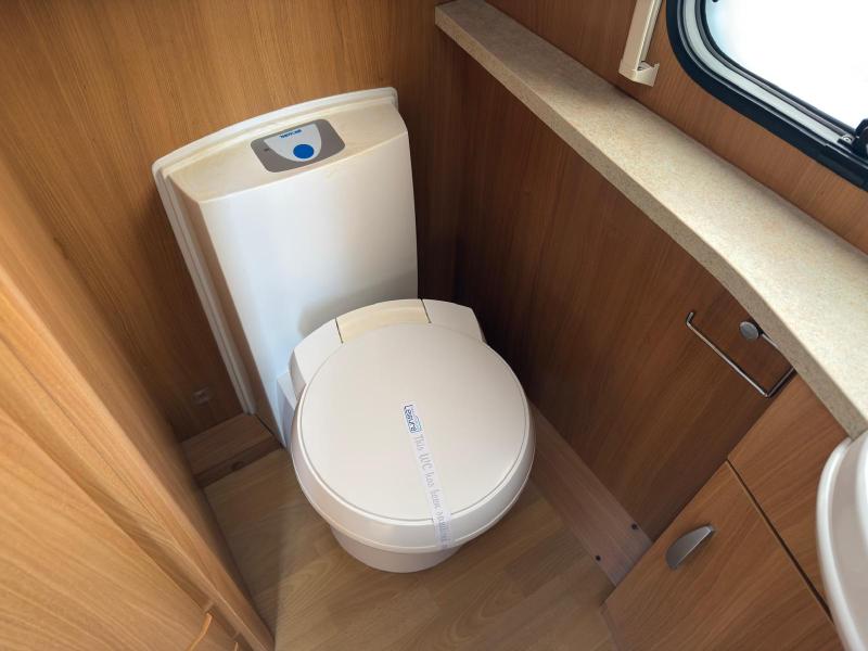 Swift Conqueror 480 - Image 18