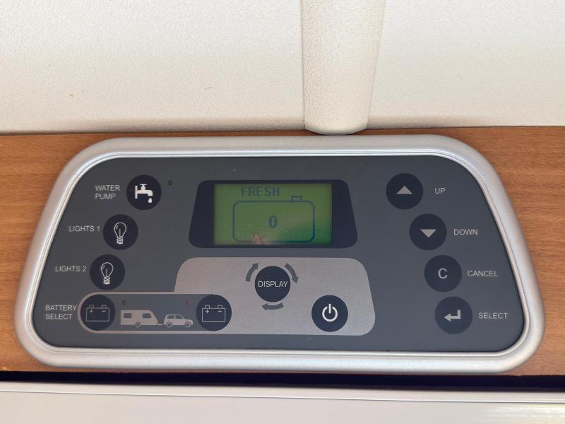 Swift Conqueror 480 - Image 19