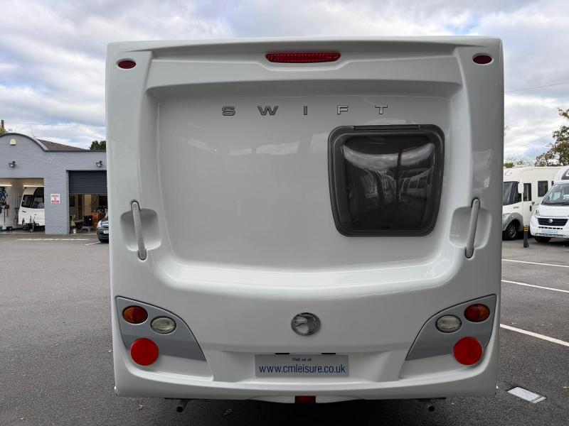 Swift Conqueror 480 - Image 27