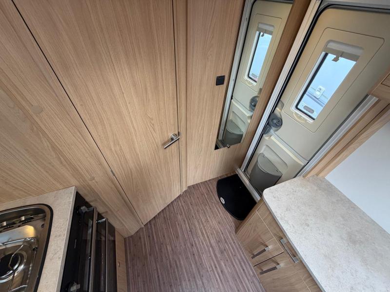 Elddis Avante 462 - Image 12
