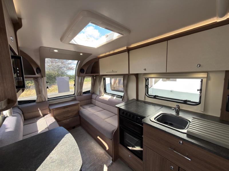 Bailey Phoenix 420 Lightweight & Compact - Image 5