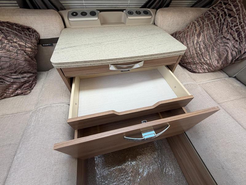 Swift Elegance 580 - Image 28