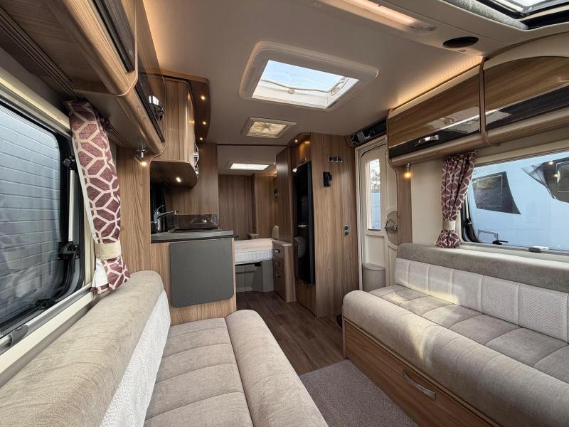 Swift Conqueror 580 - Image 5