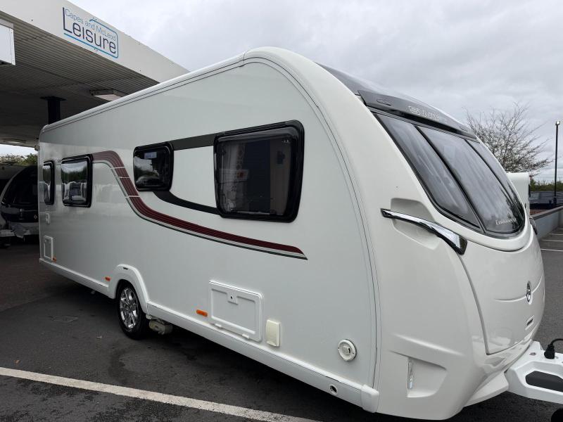 Swift Conqueror 580 - Image 48