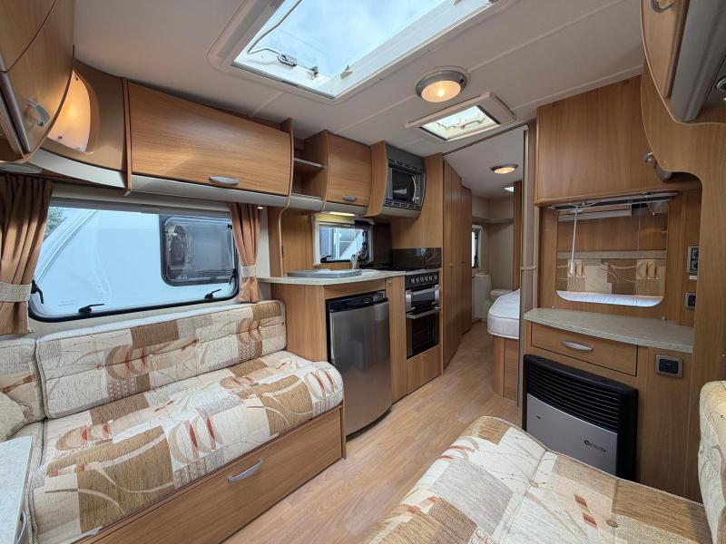 Swift Charisma 550 - Image 6