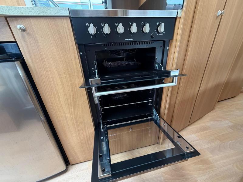 Swift Charisma 550 - Image 10