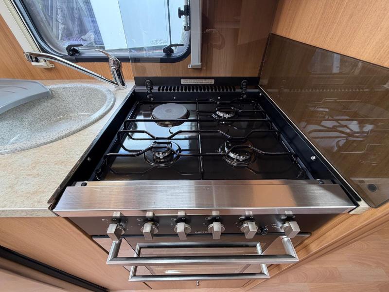 Swift Charisma 550 - Image 11