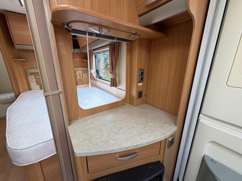 Swift Charisma 550 - Image 15