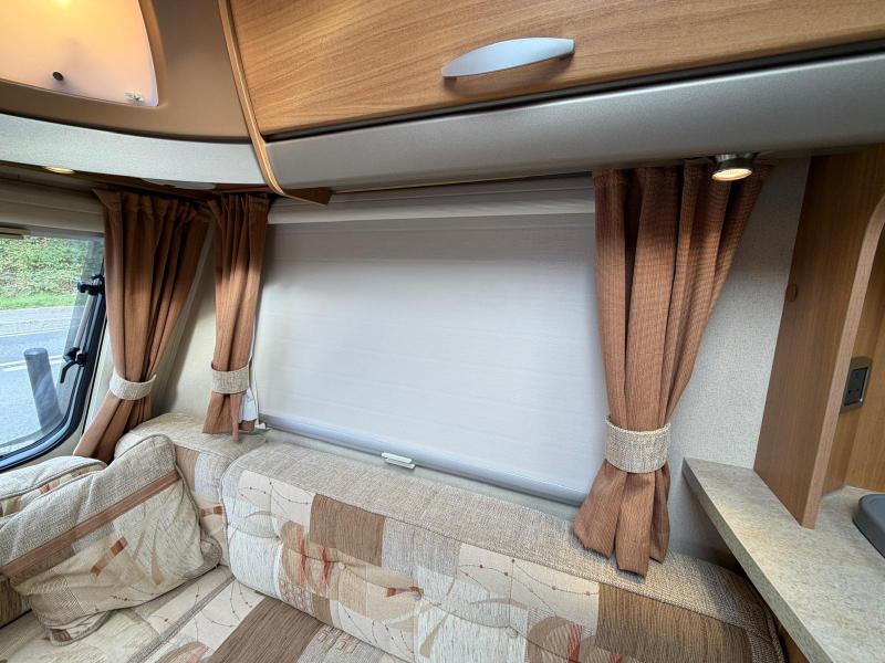 Swift Charisma 550 - Image 22