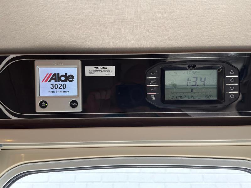 Swift Conqueror 530 - Image 23