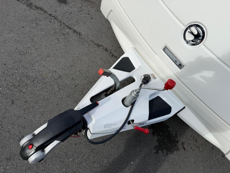 Swift Conqueror 530 - Image 31