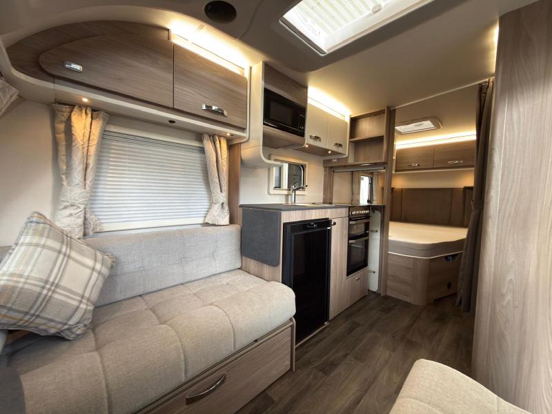 Swift Ace Envoy - Image 3