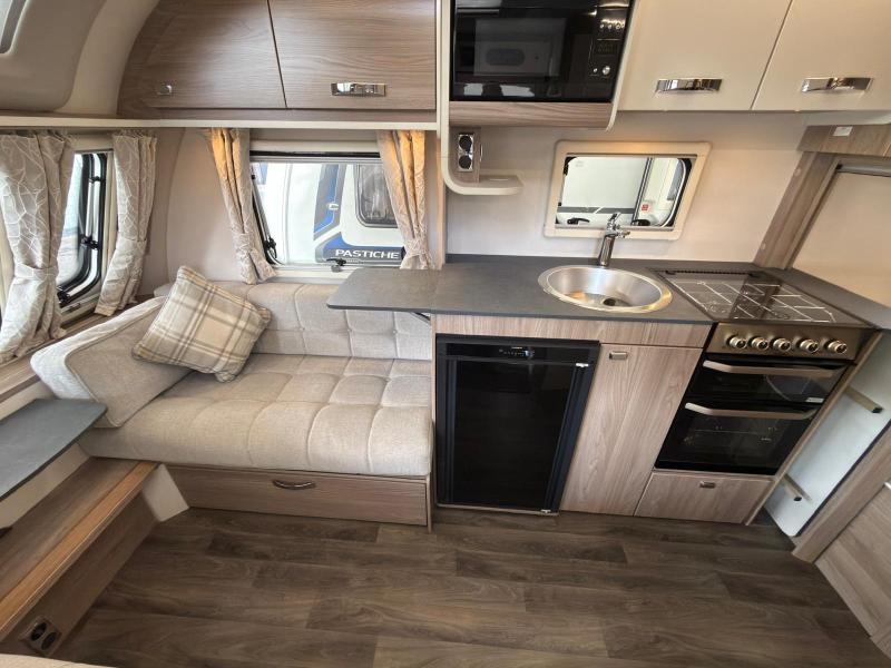 Swift Ace Envoy - Image 5