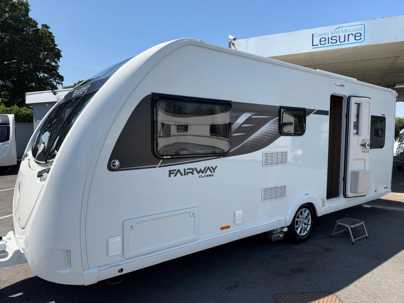Swift Fairway 590