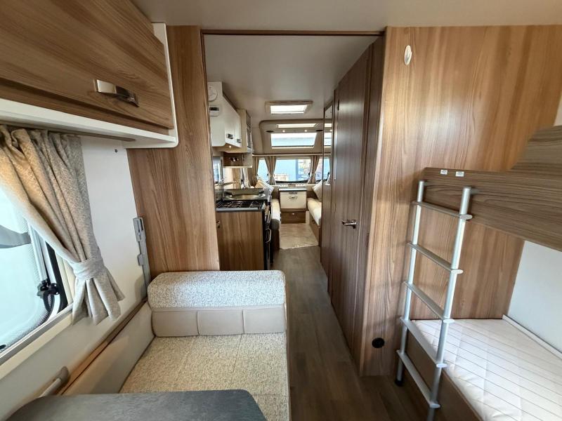 Swift Fairway 590 - Image 2