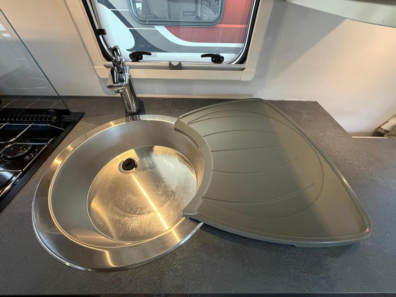 Swift Fairway 590 - Image 8