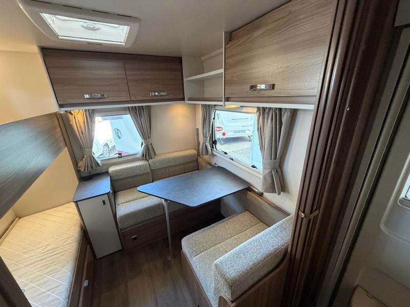 Swift Fairway 590 - Image 15