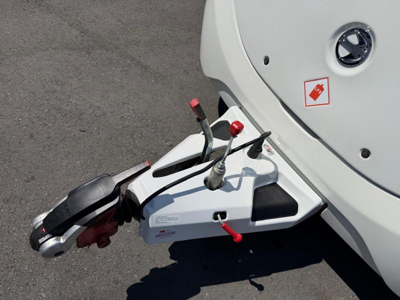 Swift Fairway 590 - Image 30