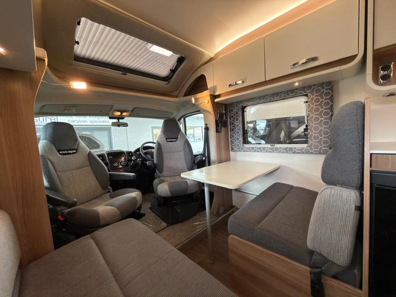 Swift Escape 664 - Image 2