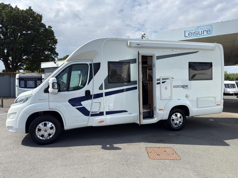 Swift Escape 664 - Image 26