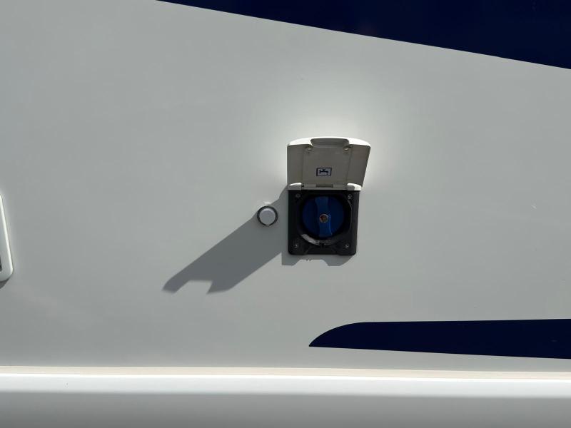 Swift Escape 664 - Image 28
