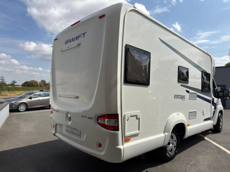 Swift Escape 664 - Image 35