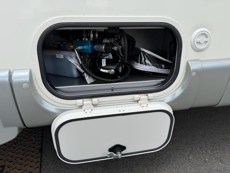 Rapido 8065 DF A-Class - Image 25