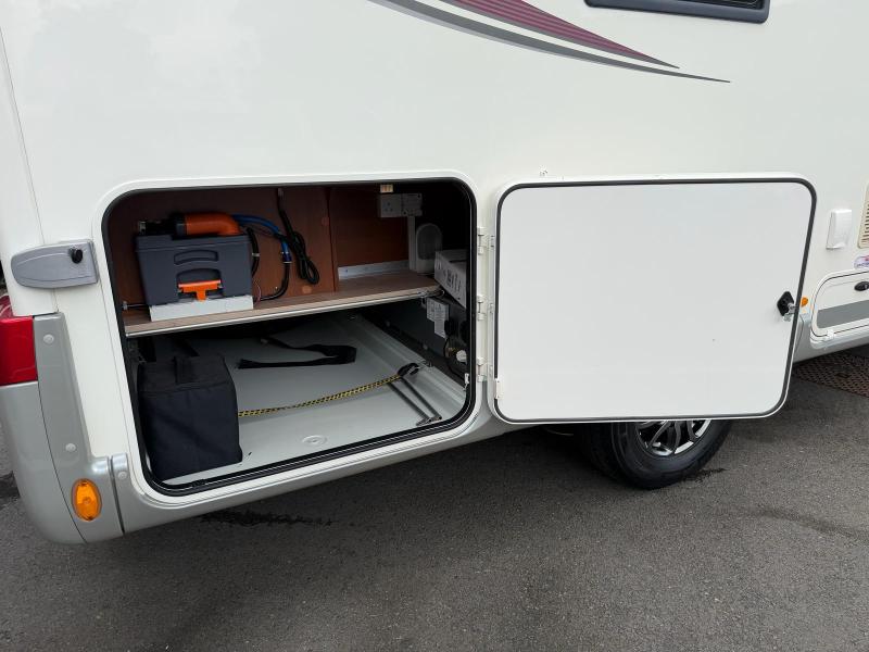 Rapido 8065 DF A-Class - Image 28