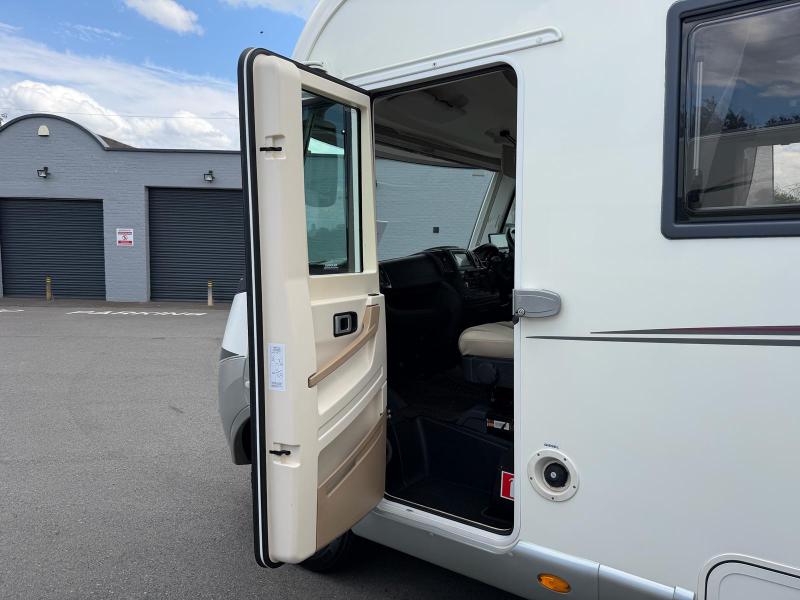 Rapido 8065 DF A-Class - Image 31