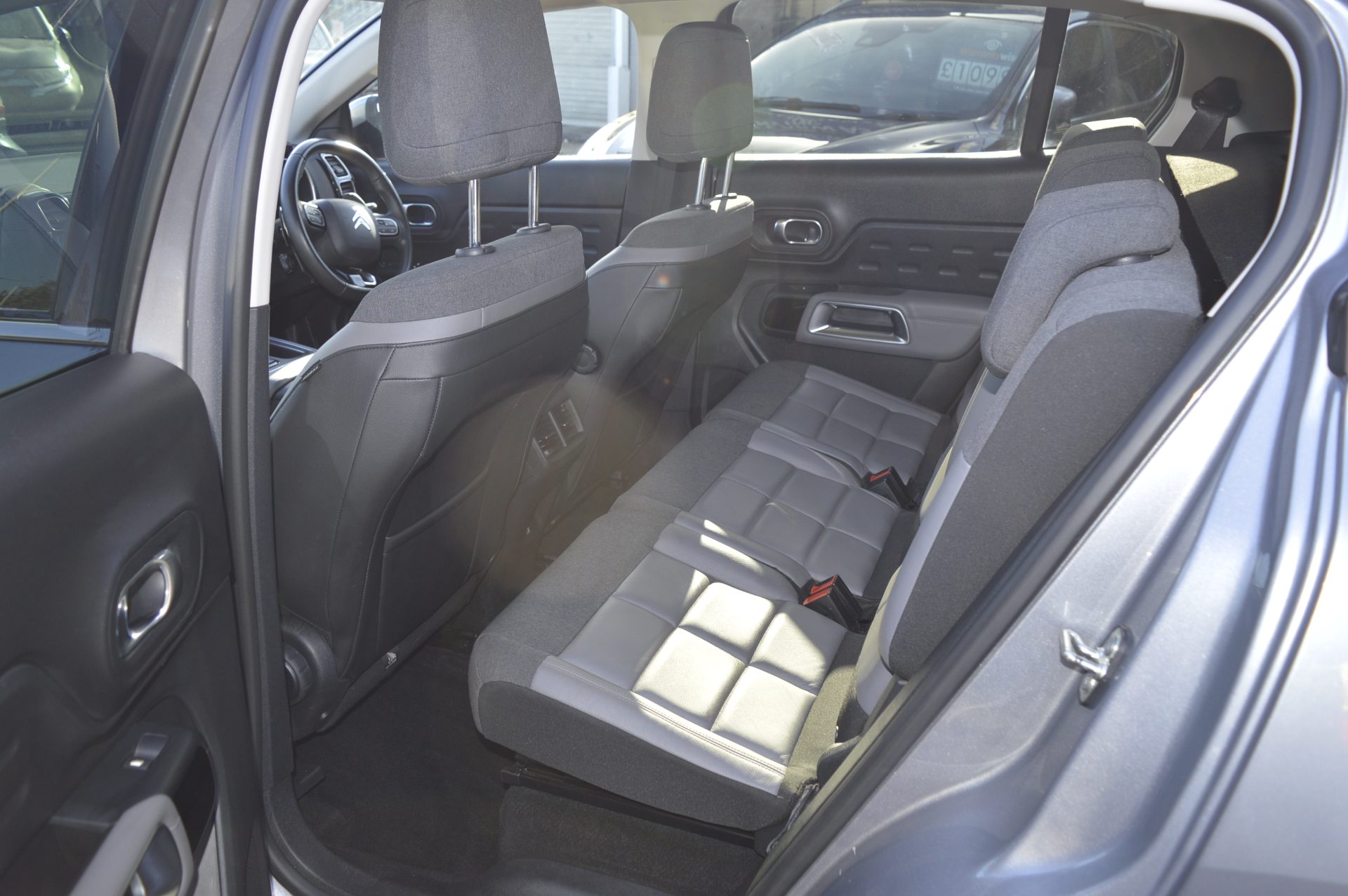 Citroen C5 AIRCROSS PLUG IN HYBRID - Image 11