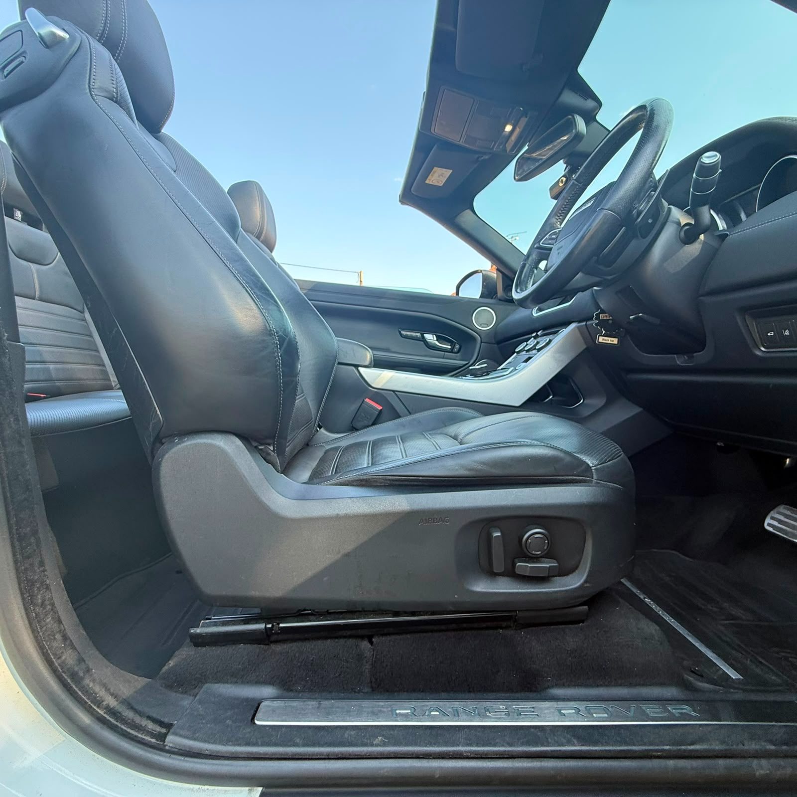 Land Rover Land Rover Range Rover Evoque 2.0 TD4 HSE Dynamic Convertible 2dr Diesel Auto 4WD Euro 6 (s/s) (180 ps) - Image 15