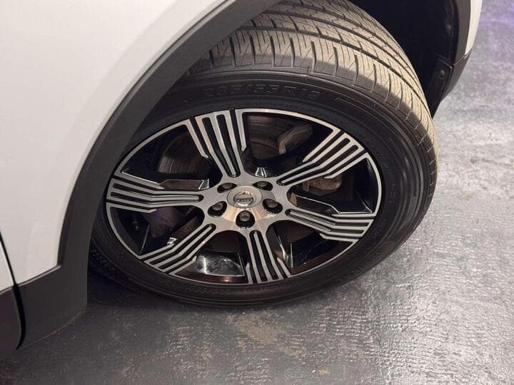 Volvo XC40 - Image 16