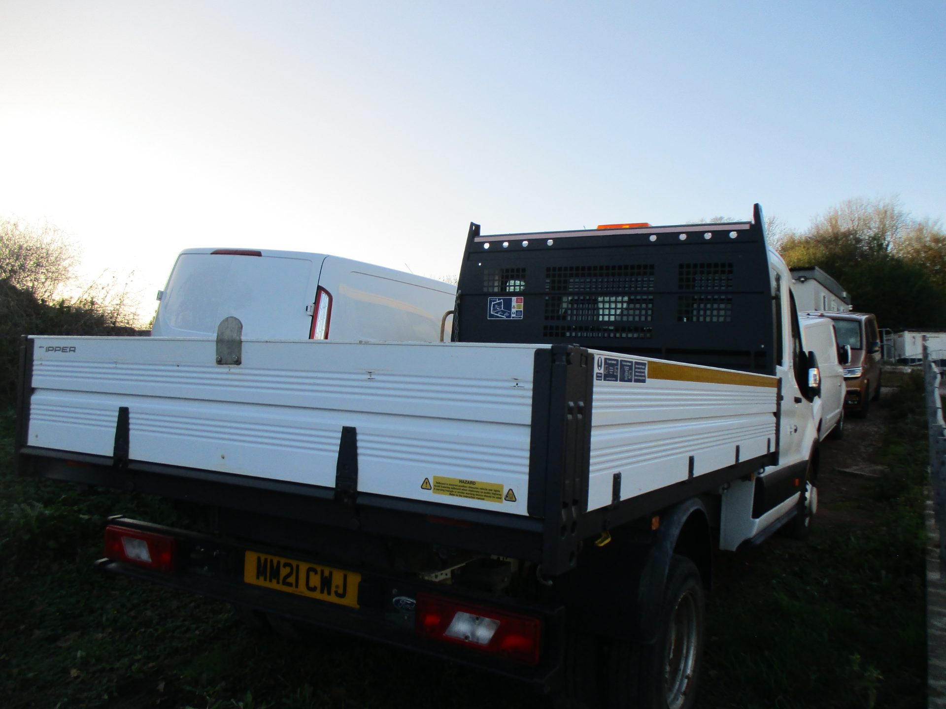 Ford 350 130 BHP DOUBLE CAB TIPPER TDCI - Image 8