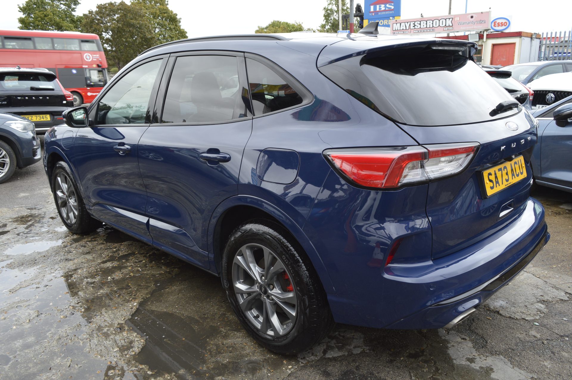 Ford KUGA STLINE PLUG IN HYBRID - Image 4
