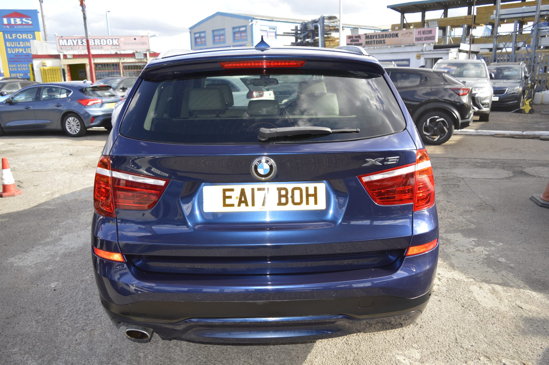 Bmw X3 AUTO LEATHER SAT NAV - Image 8