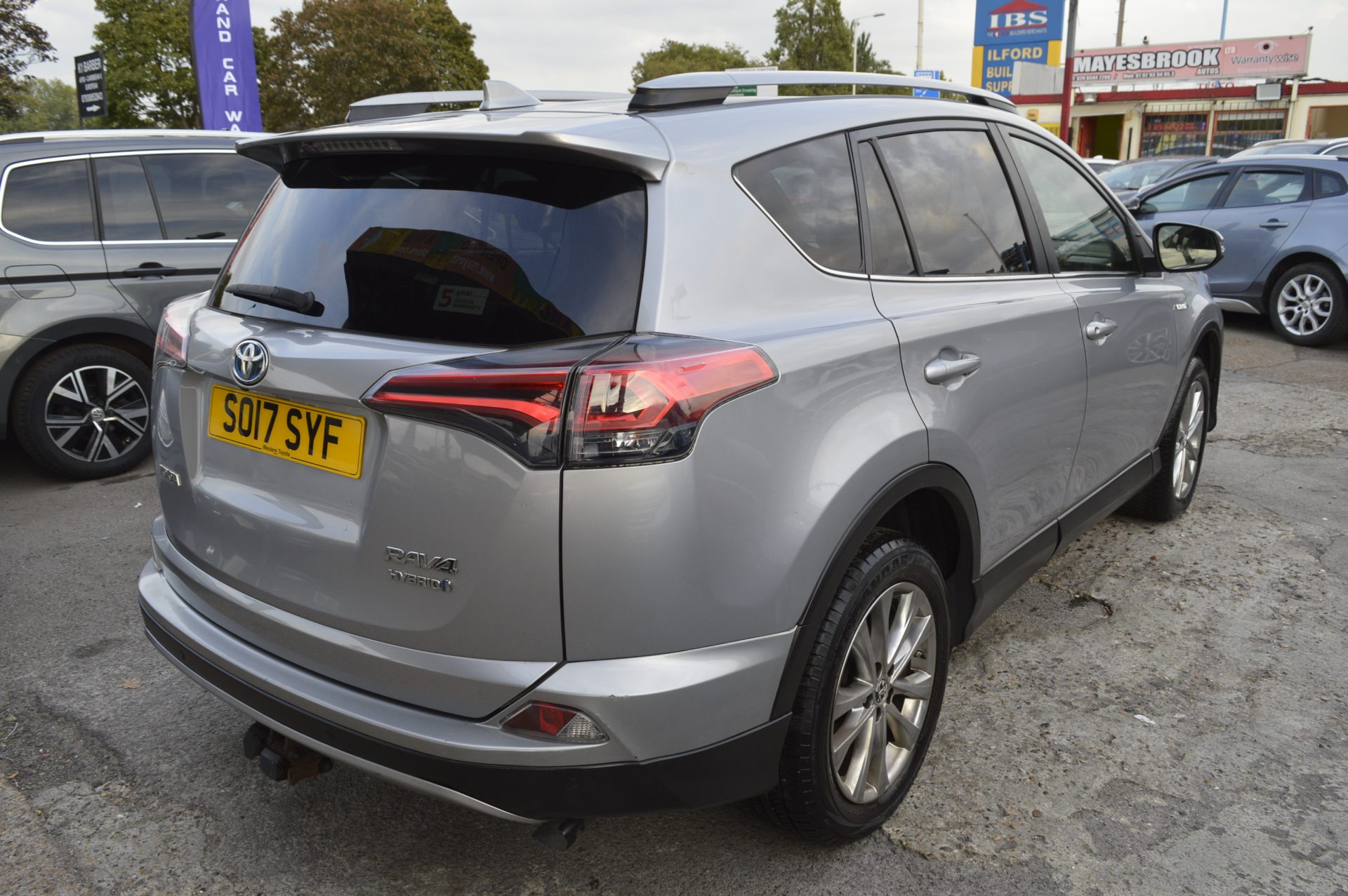 Toyota RAV 4 HYBRID AUTO - Image 2