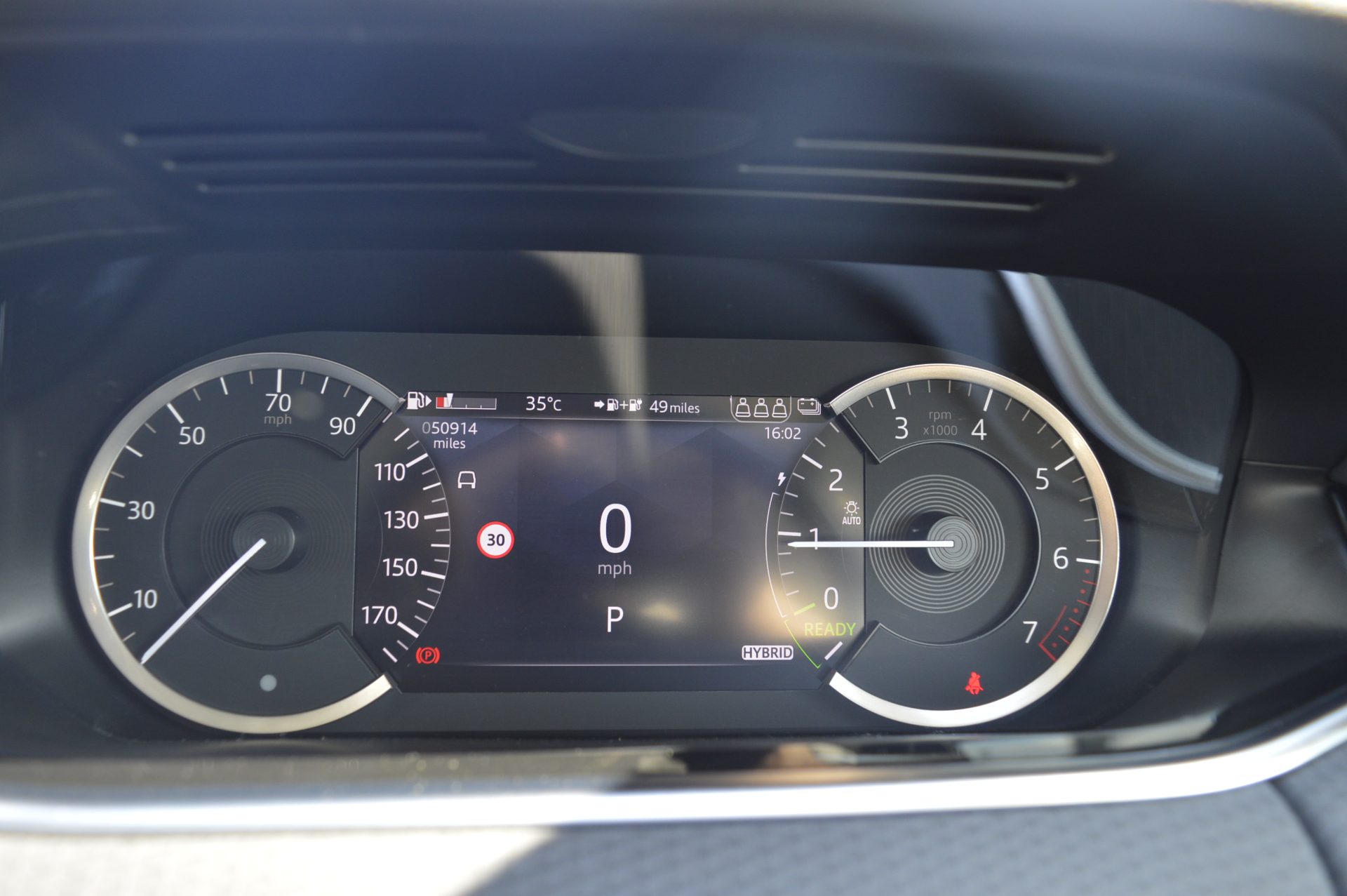 Land Rover RANGEROVER EVOQUE PHEV - Image 16
