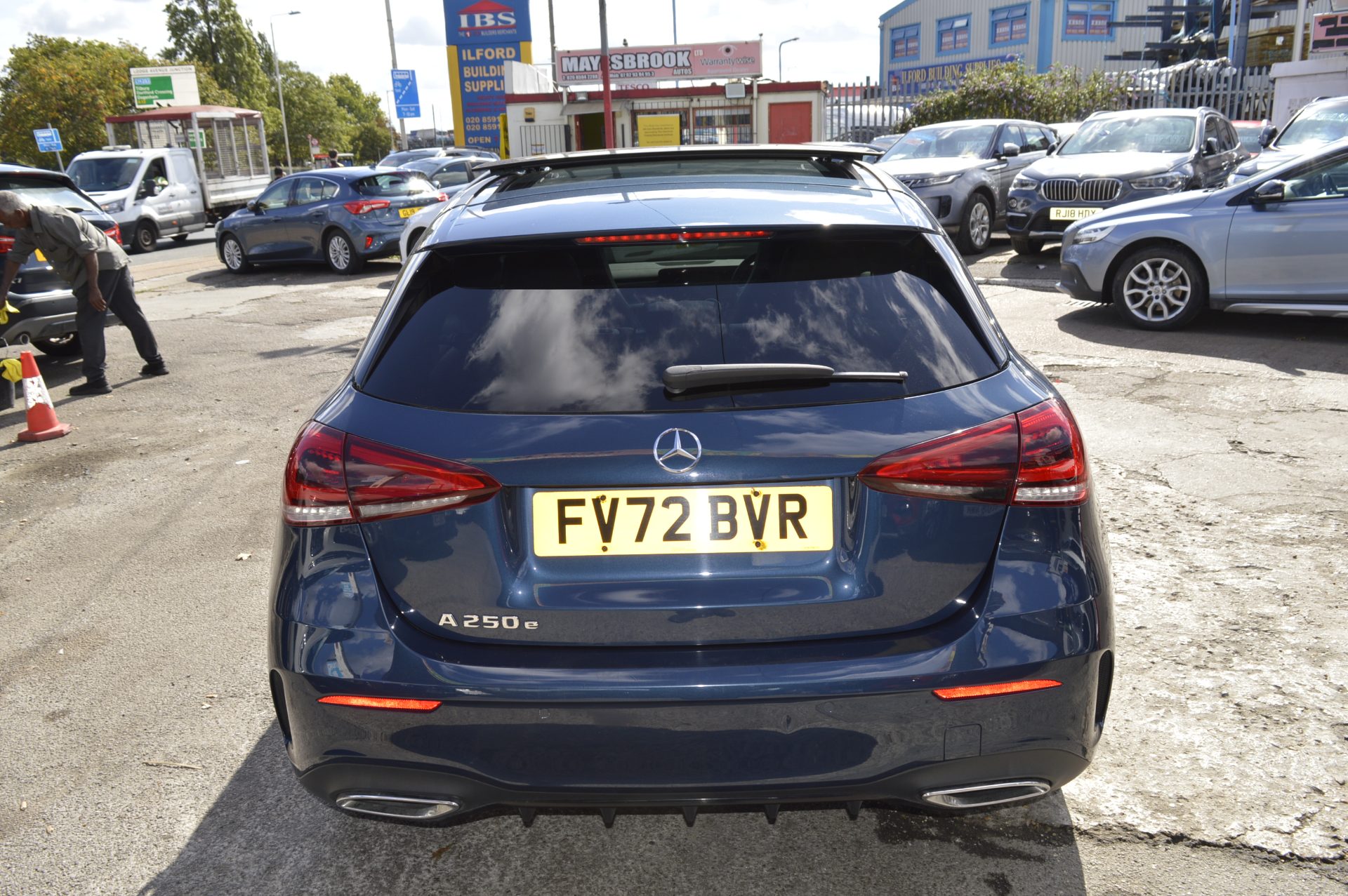 Mercedes-benz A250E AUTO PLUG IN HYBRID - Image 8
