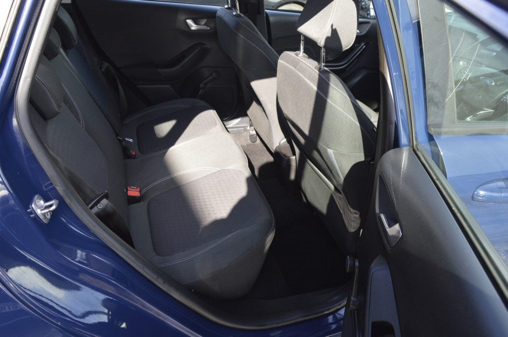 Ford Fiesta - Image 13
