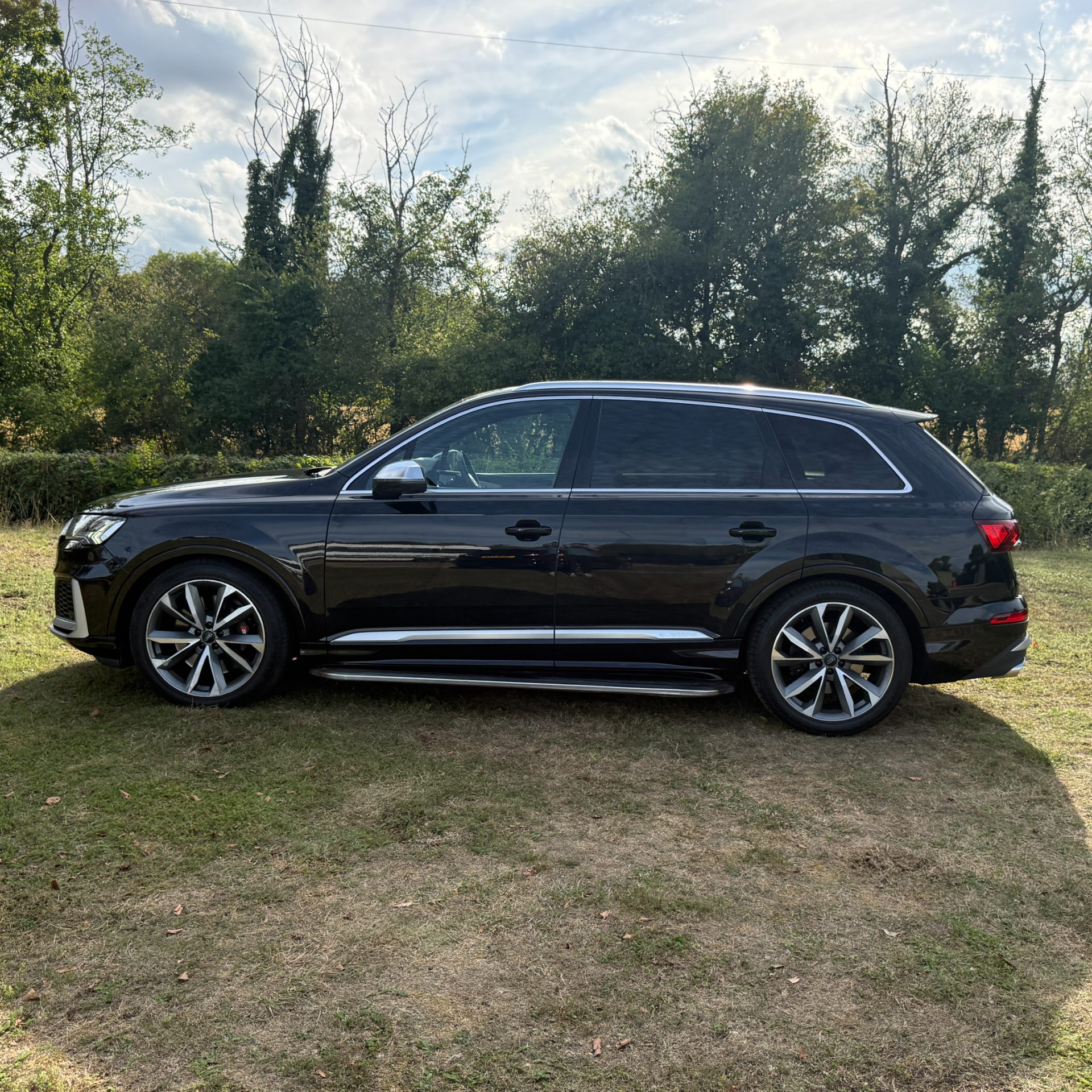 Audi Audi SQ7 4.0 TDI V8 SUV 5dr Diesel Tiptronic quattro Euro 6 (s/s) (435 ps) - Image 7