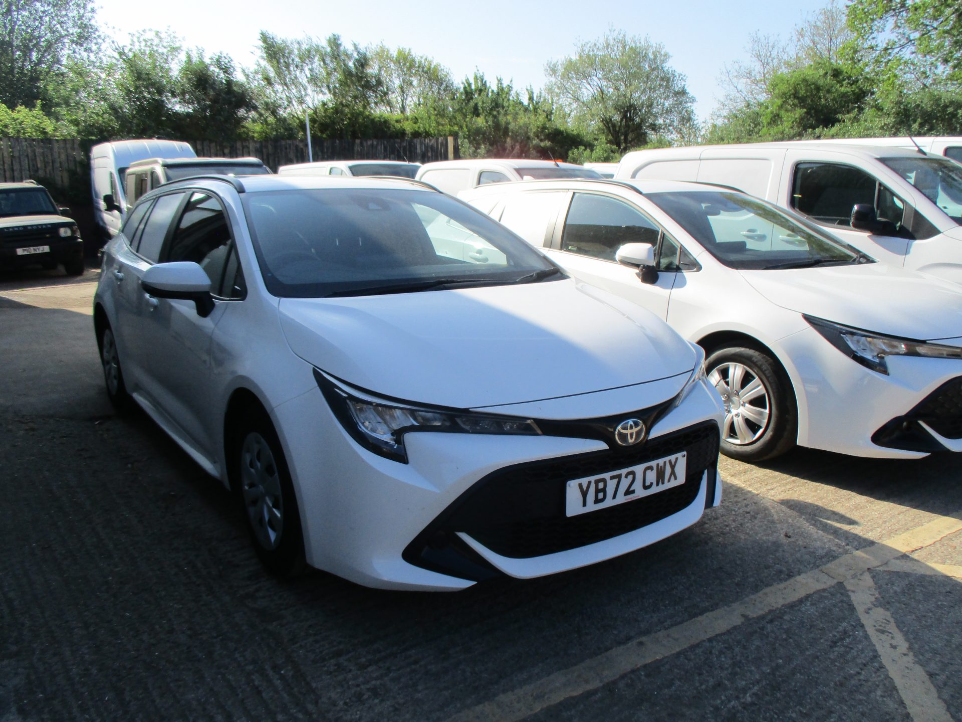 Toyota COROLLA VVTI PETROL HYBRID COMMERCIAL