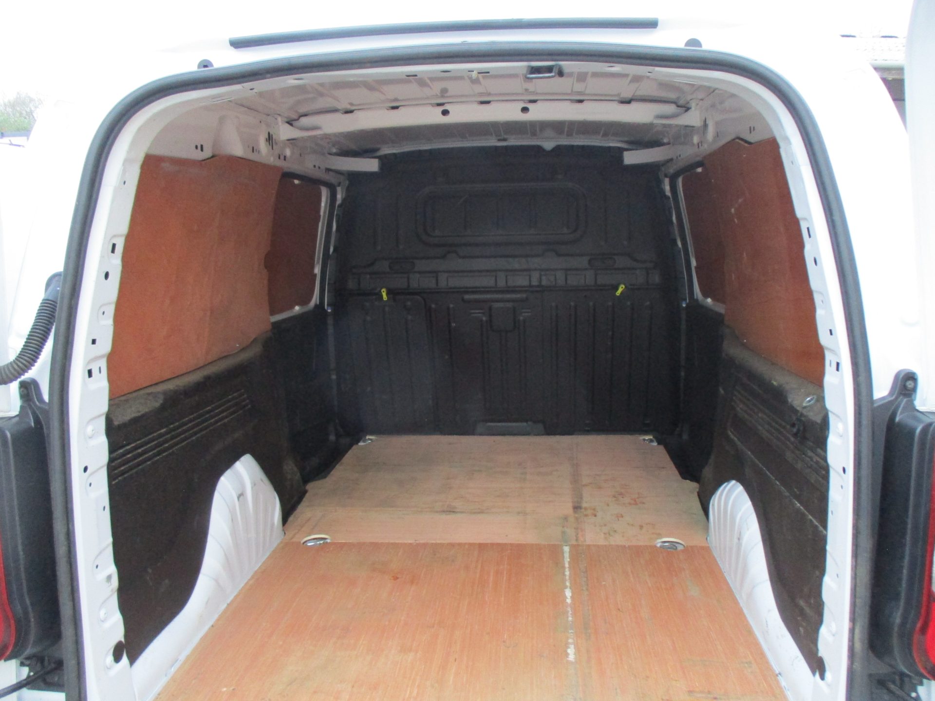 Vauxhall COMBO PROFESSIONAL L2 H1 - Image 4