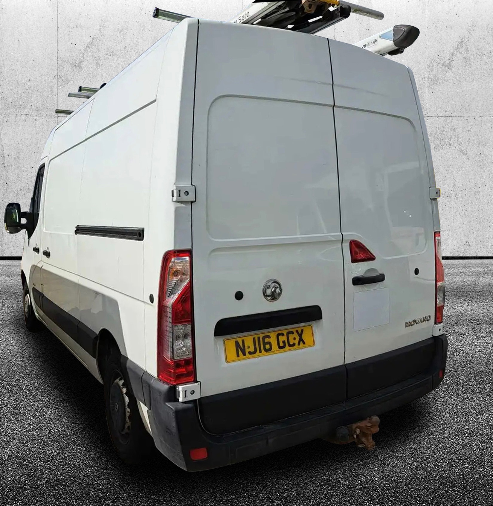 Vauxhall Movano  F3300 L2H2 ex Council - Image 2