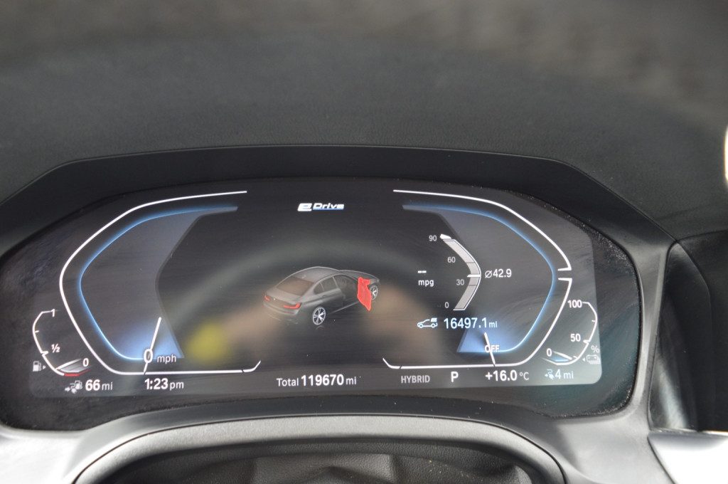 Bmw 3 Series - Image 16