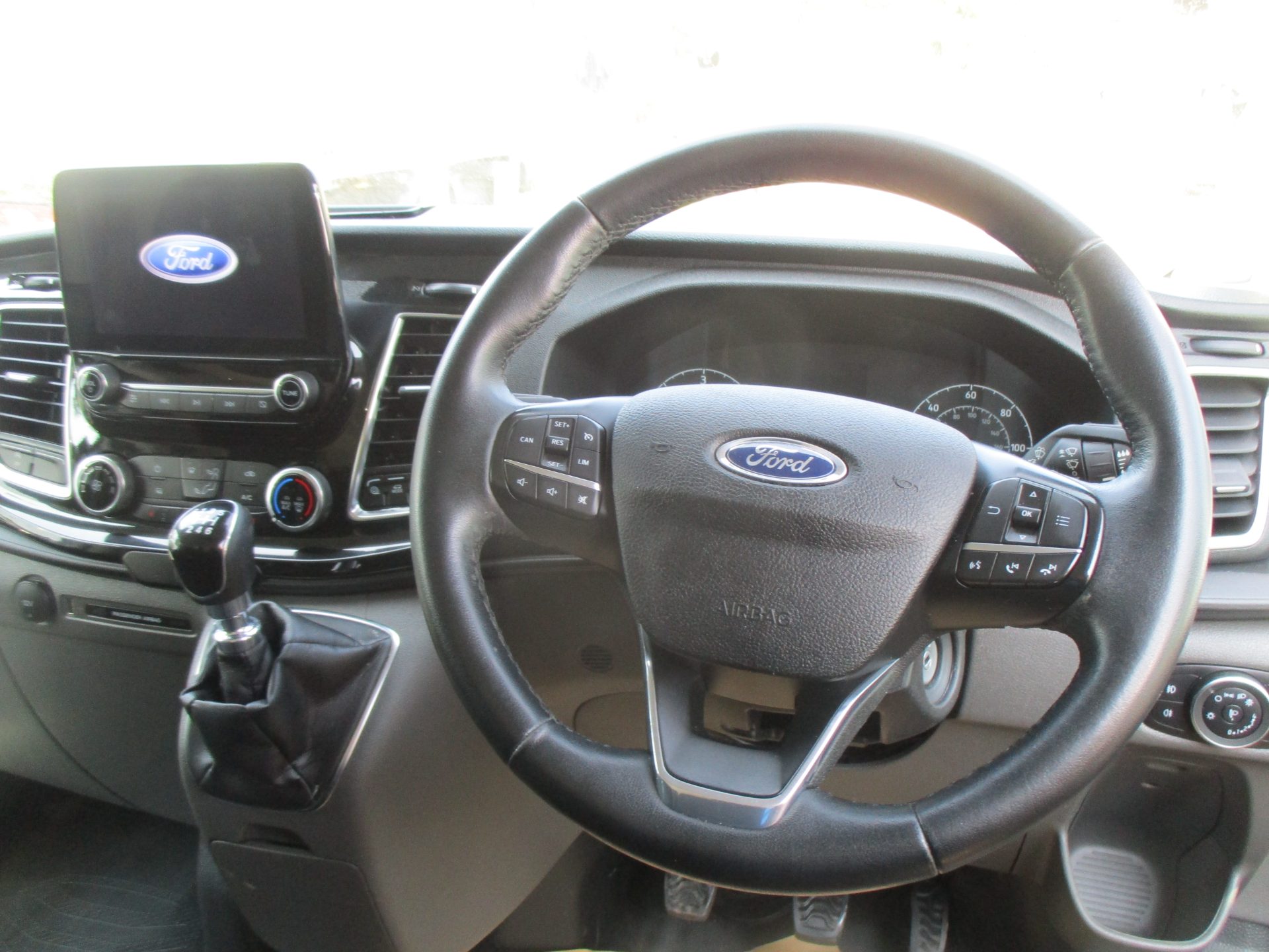 Ford OLD SHAPE CUSTOM LIMITED 130 BHP - Image 6