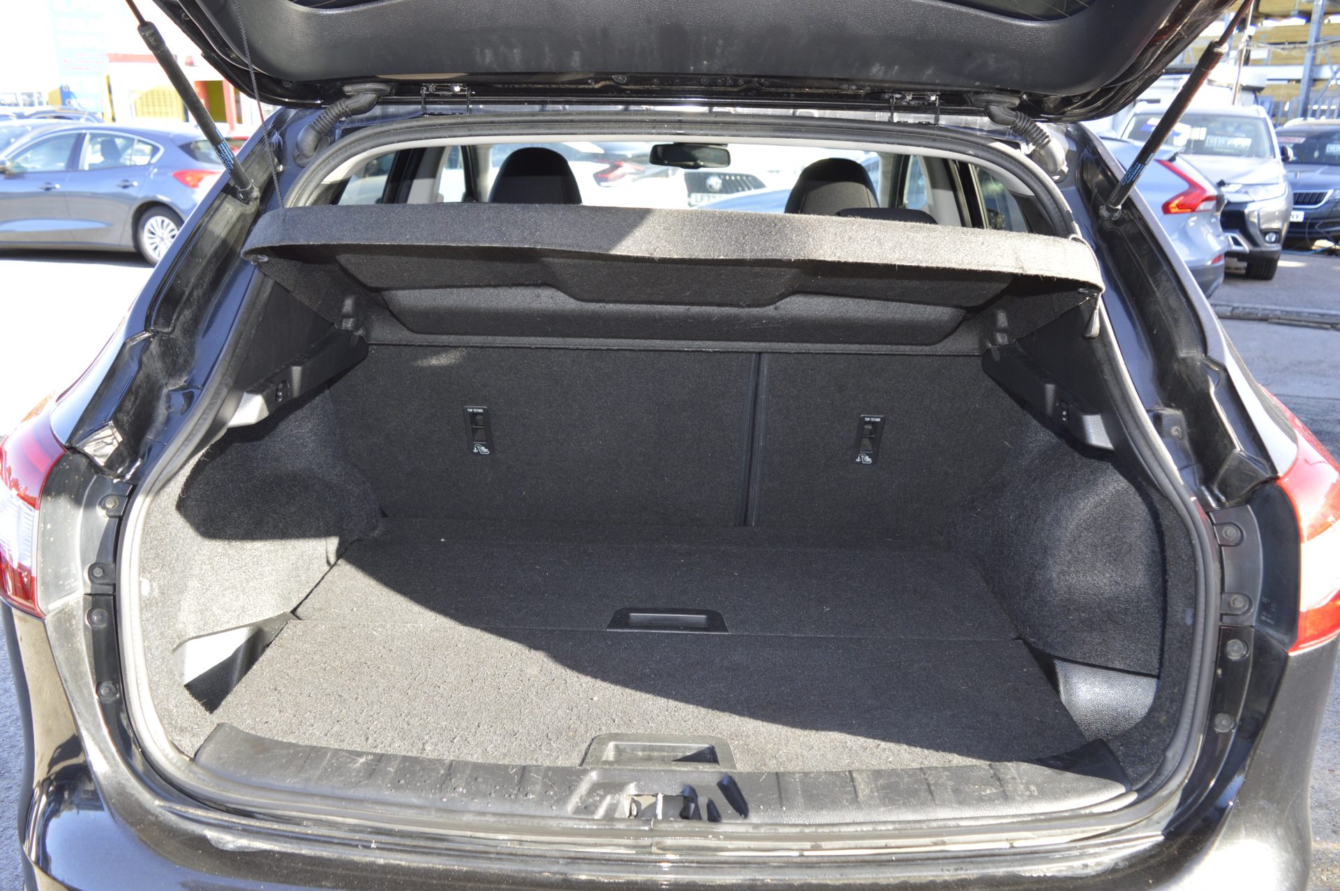 Nissan QASHQAI - Image 9